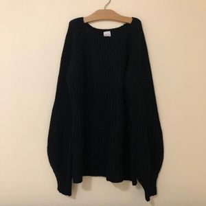 Balloon sleeve black knit sweater